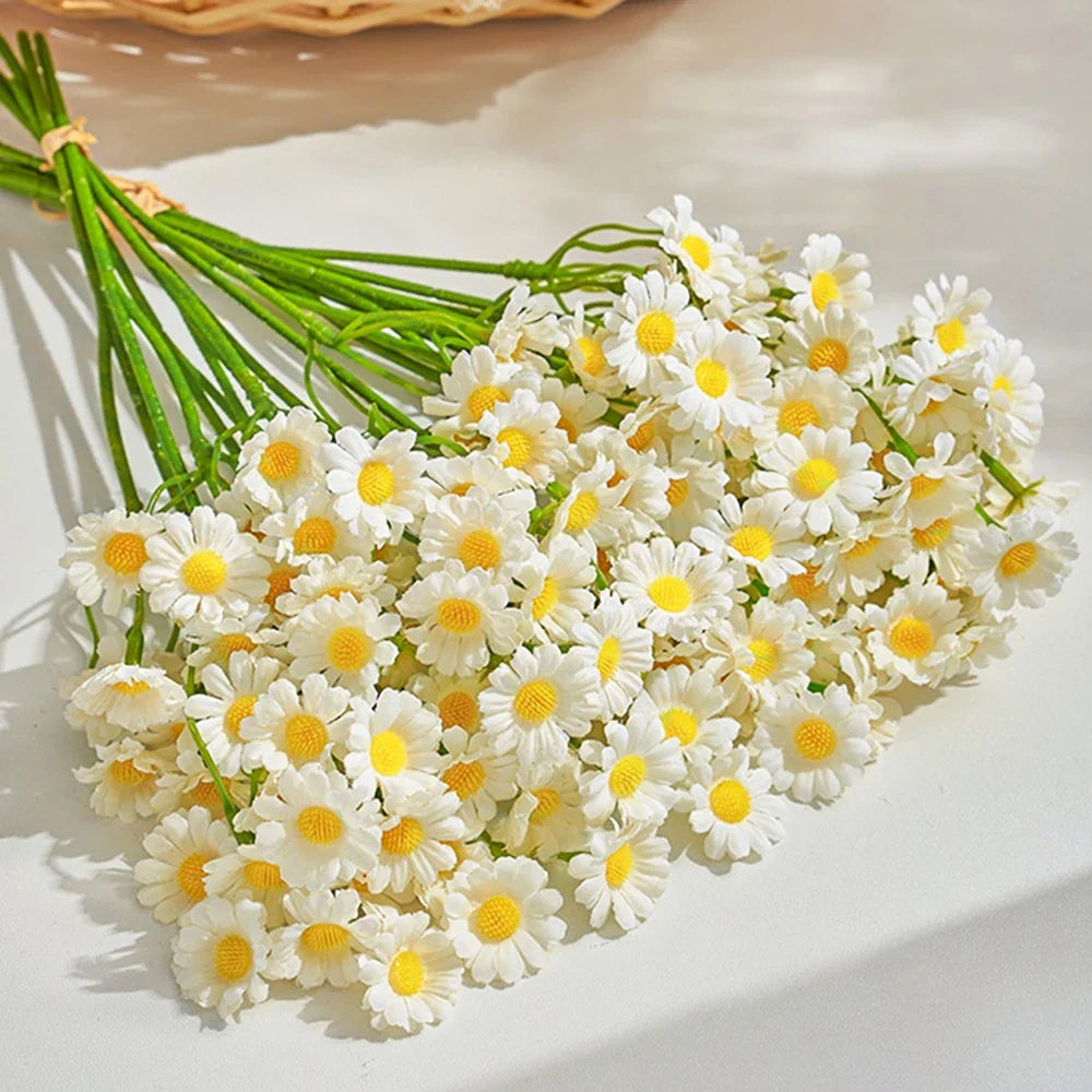 120heads Artificial Daisy Flowers Small Daisy Fake Flower Bouquet for Valentines Wedding Party Table Decoration DIY Home Decor